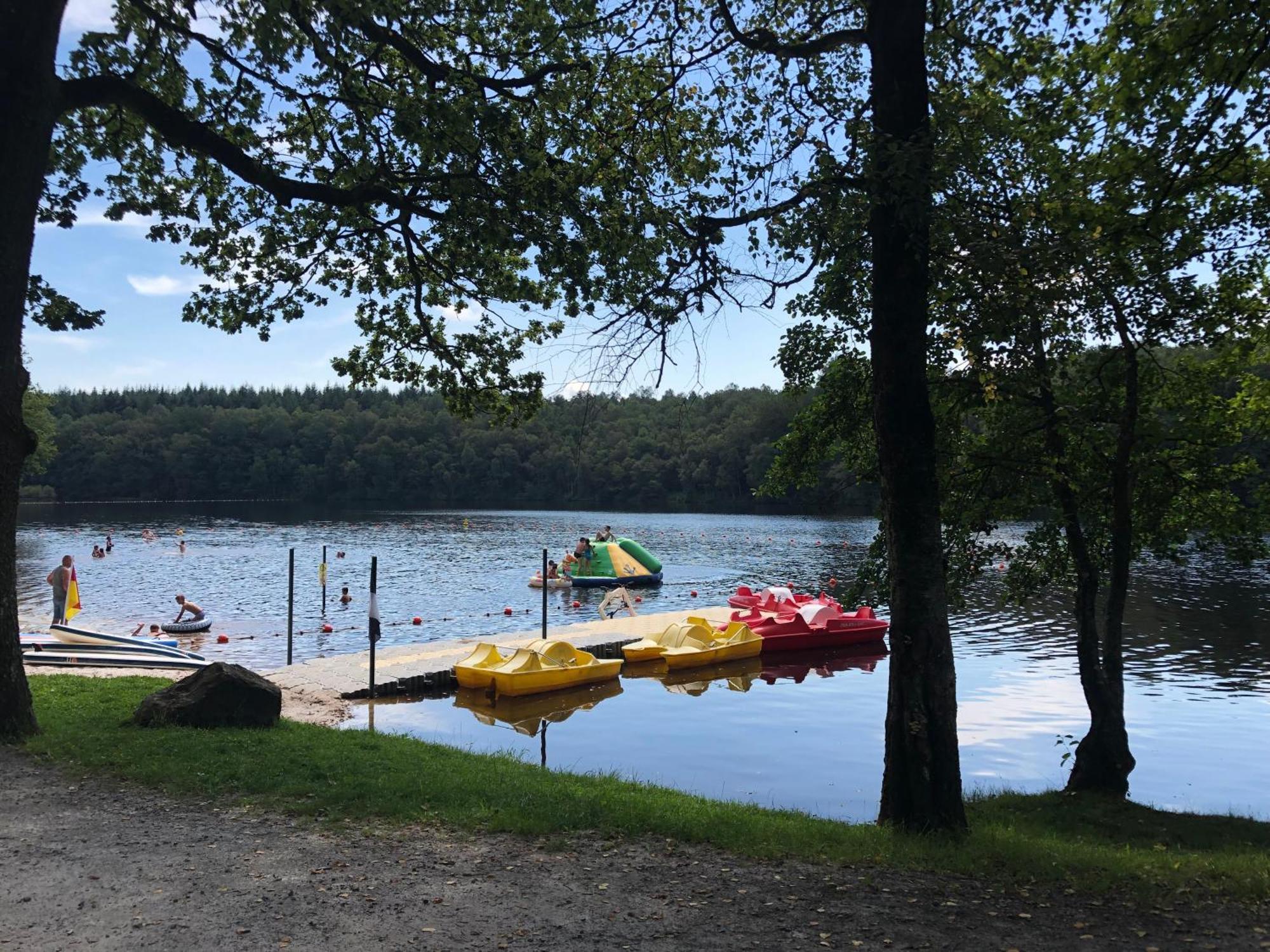 Cottage Chaleureux Dans Domaine Prive Signy-le-Petit Eksteriør billede